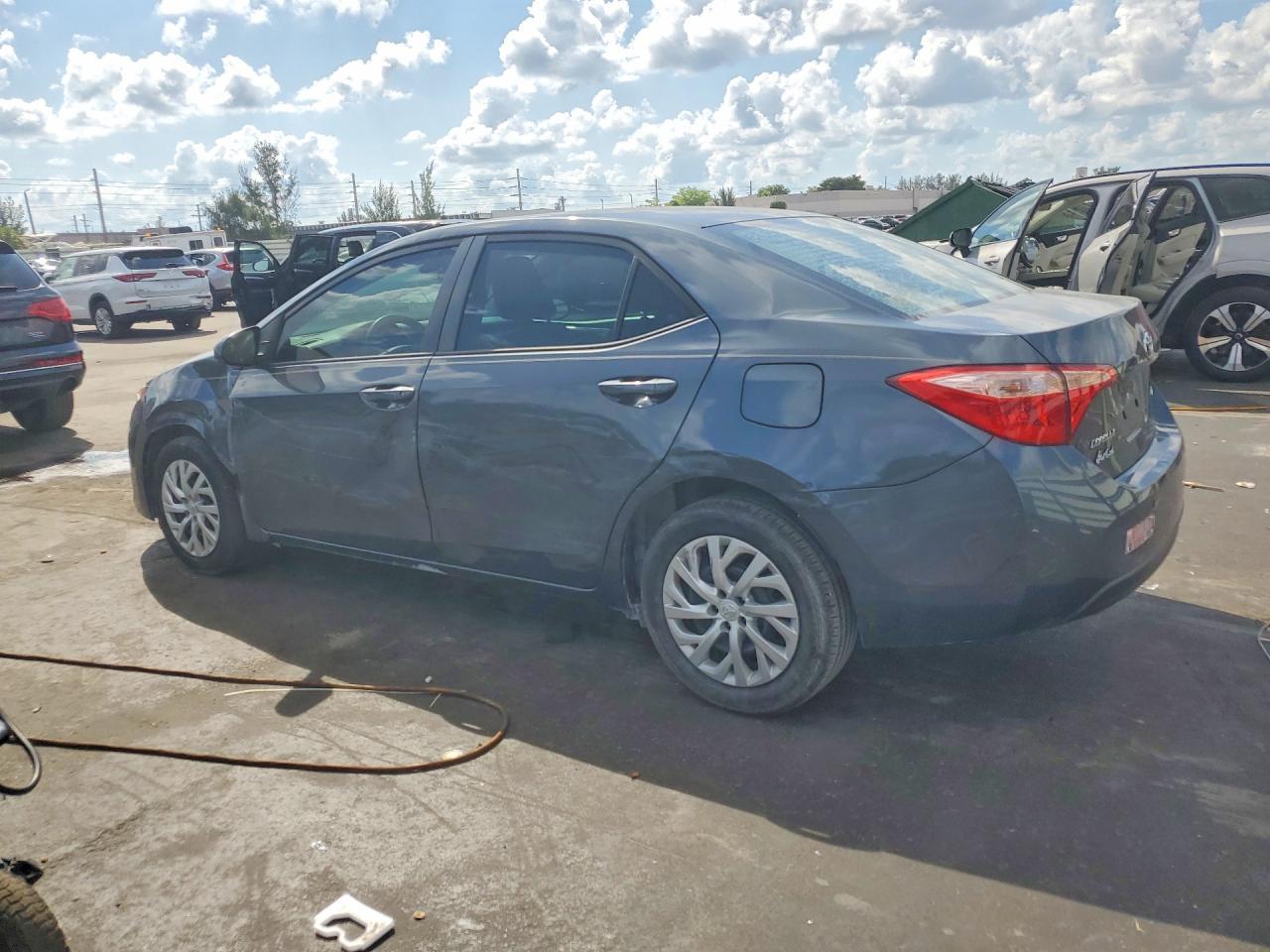 2018 TOYOTA COROLLA