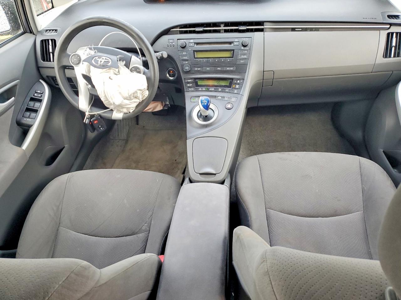 2011 TOYOTA PRIUS