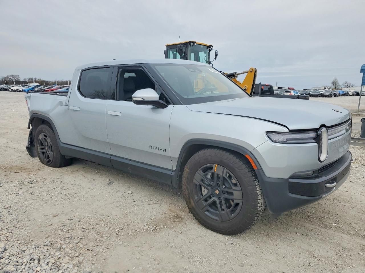 2025 RIVIAN R1t