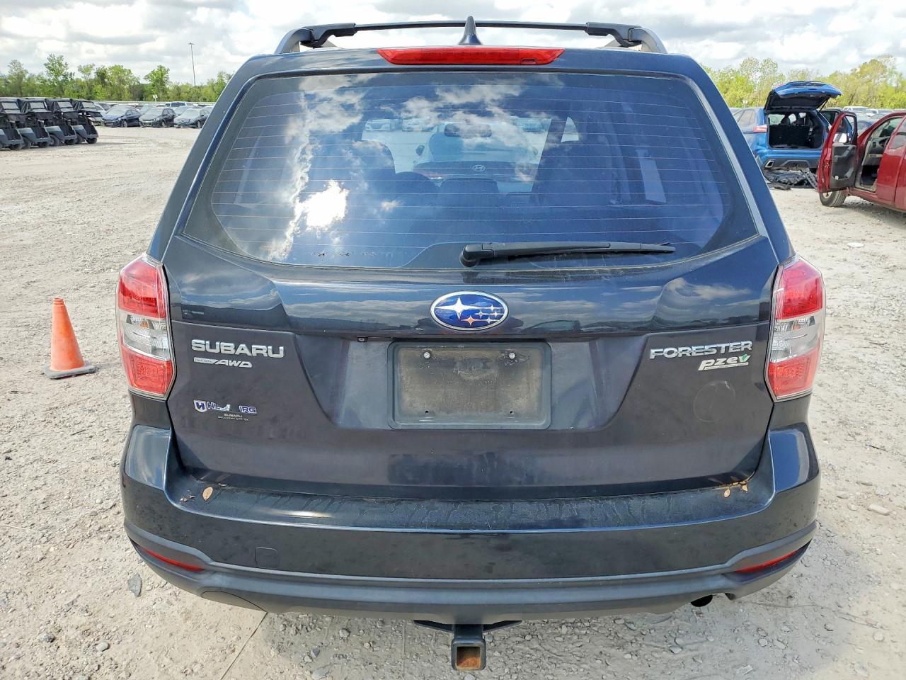 2016 SUBARU FORESTER