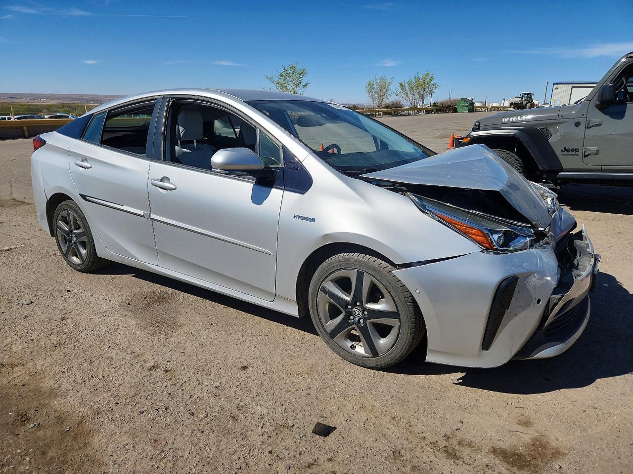 2019 TOYOTA PRIUS