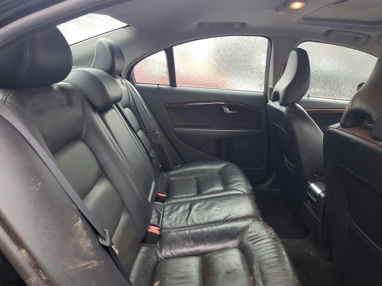 2013 VOLVO S80