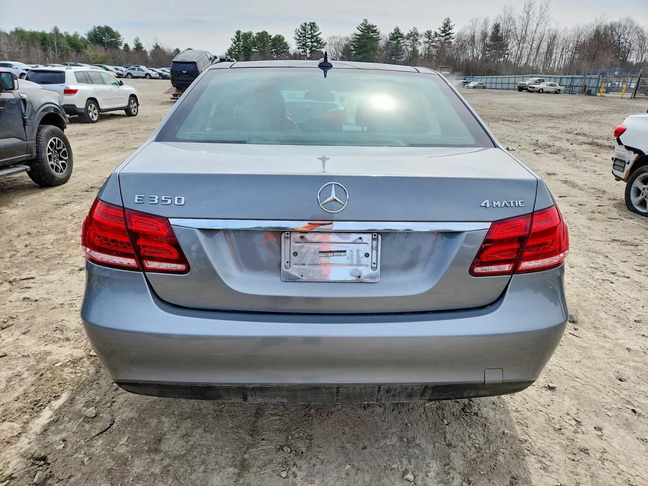 2014 MERCEDES-BENZ E-Class