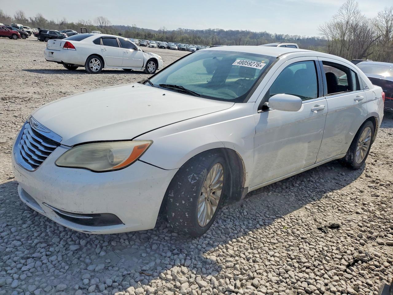 2013 CHRYSLER 200