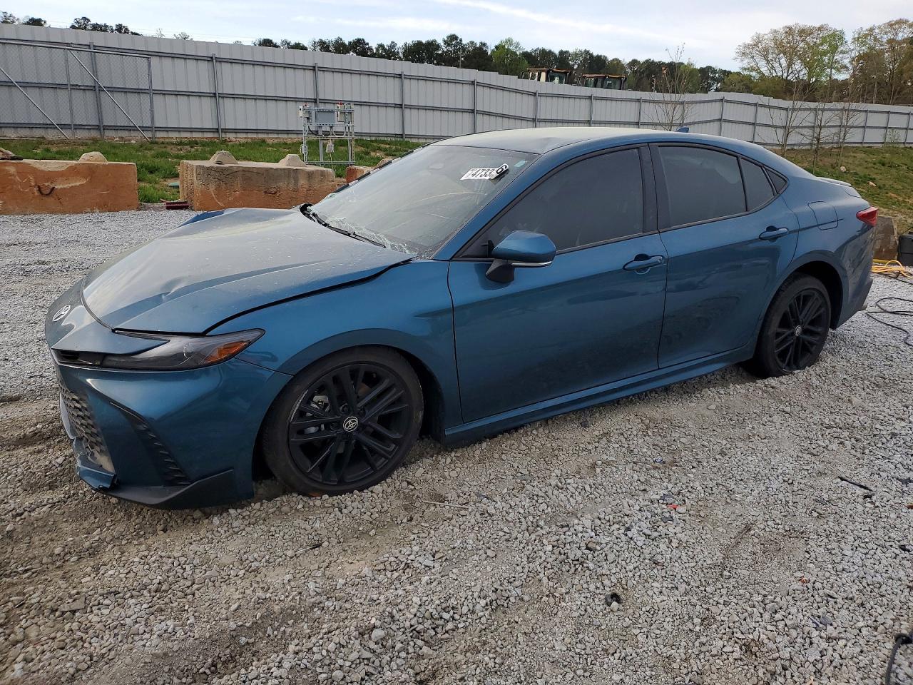 2025 TOYOTA CAMRY