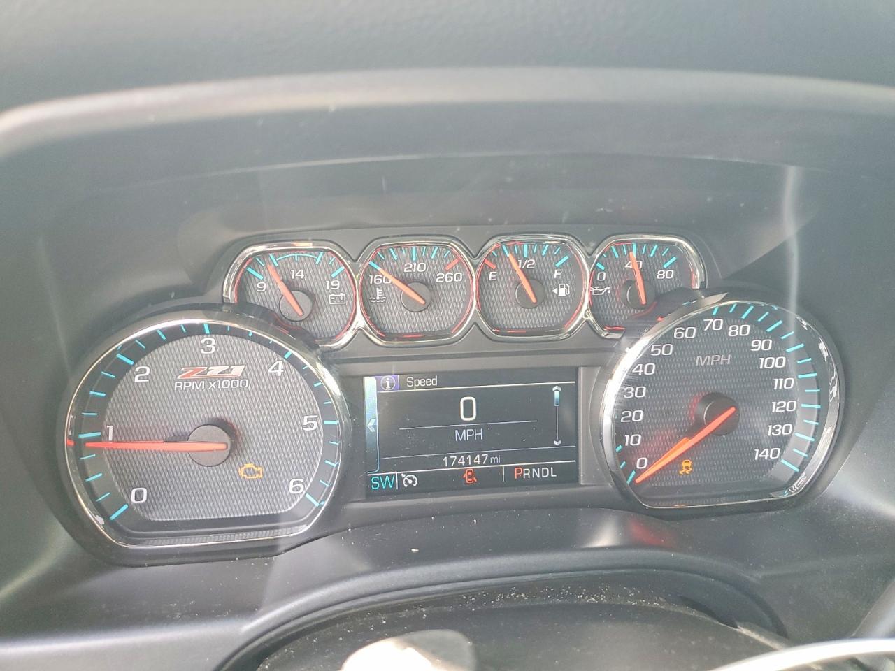 2018 CHEVROLET Silverado
