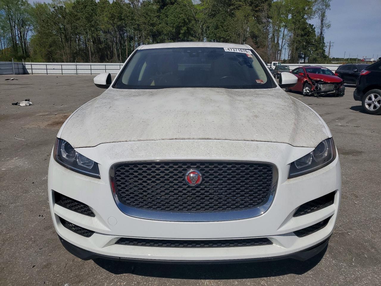 2017 JAGUAR F-Pace