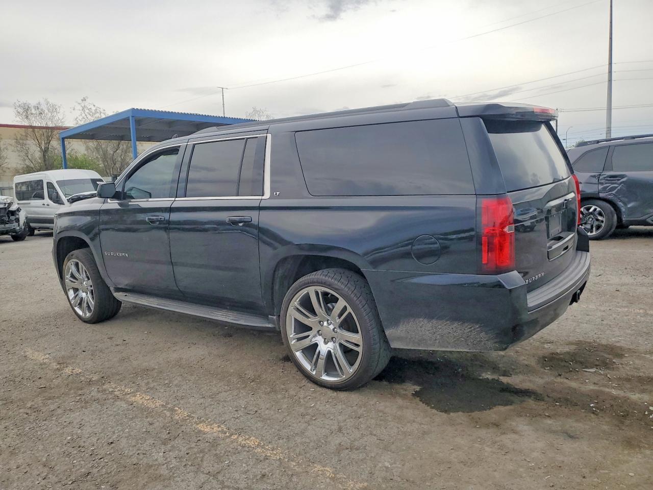 2018 CHEVROLET Suburban