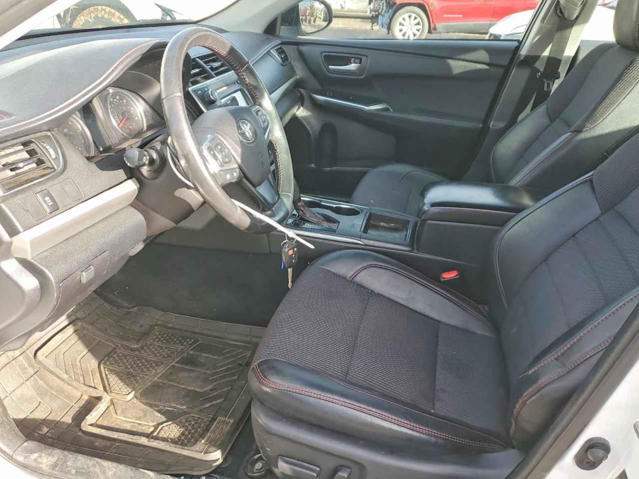 2017 TOYOTA CAMRY