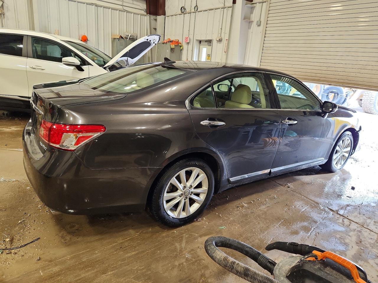 2010 LEXUS ES 350