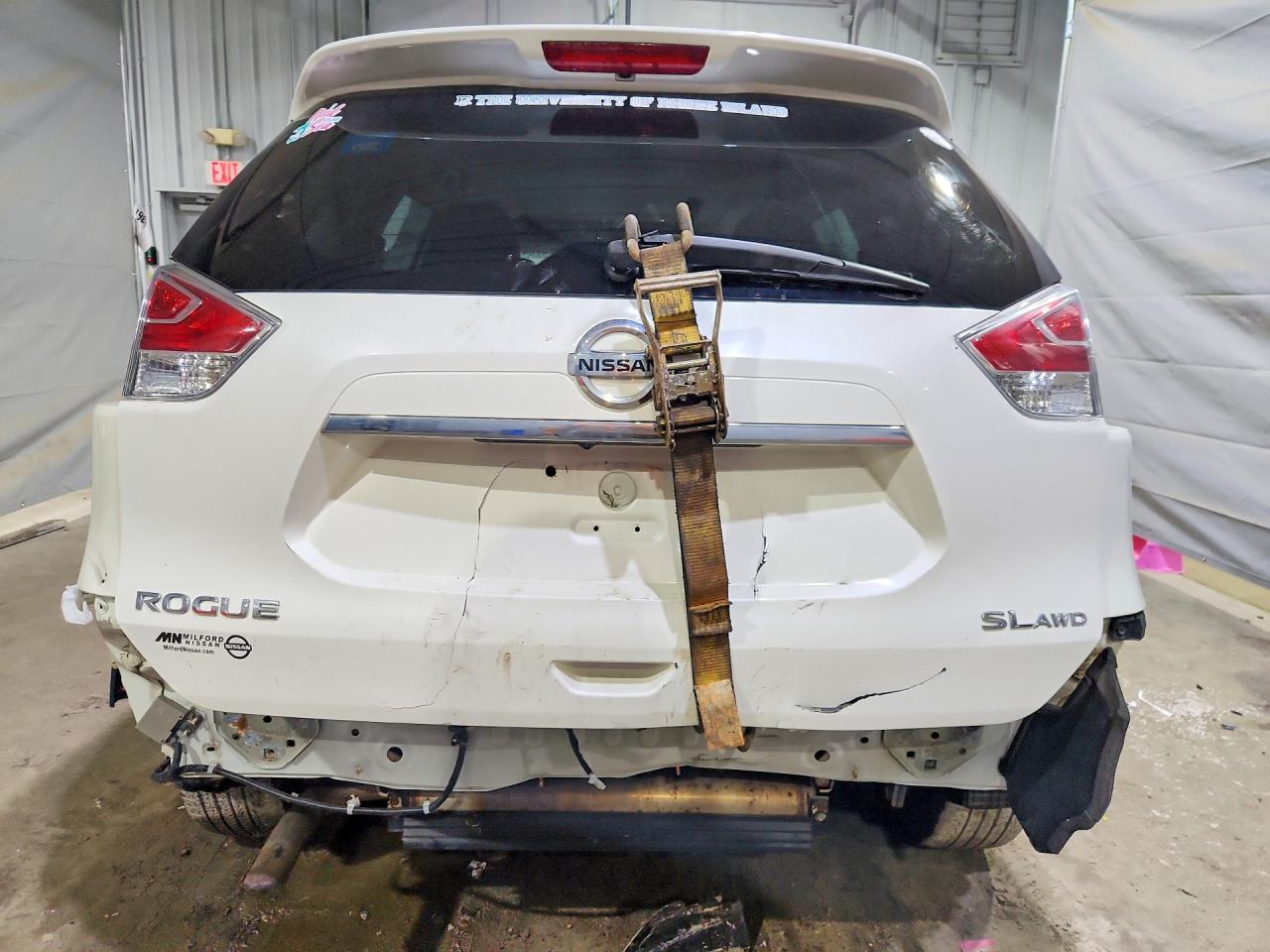 2015 NISSAN ROGUE