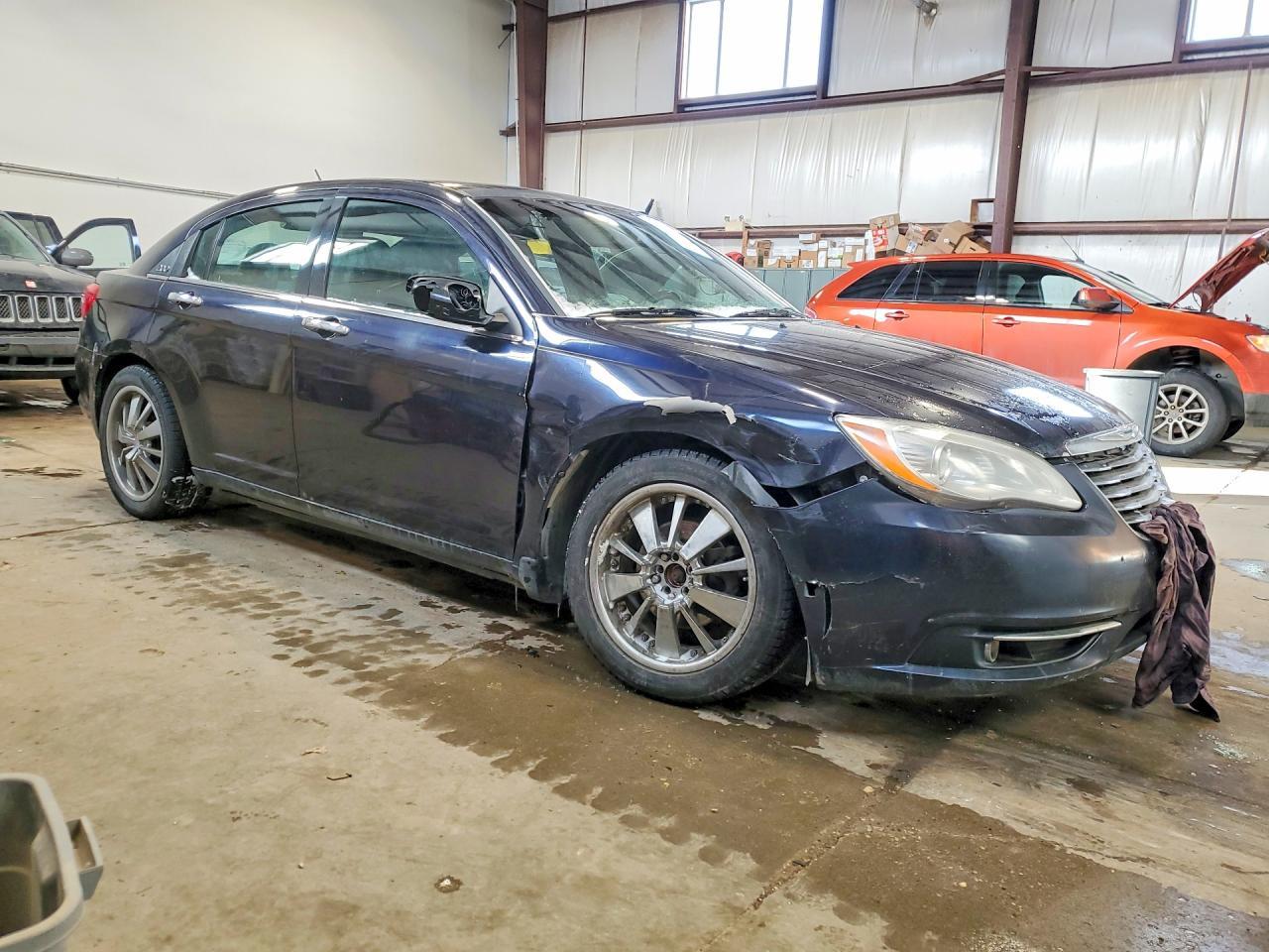 2012 CHRYSLER 200
