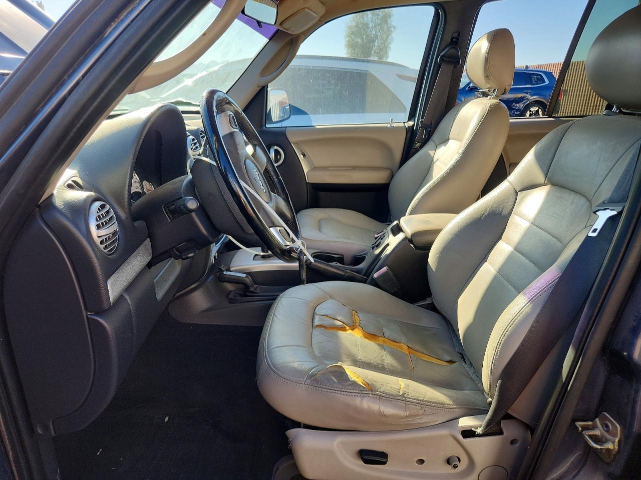 2002 JEEP Liberty