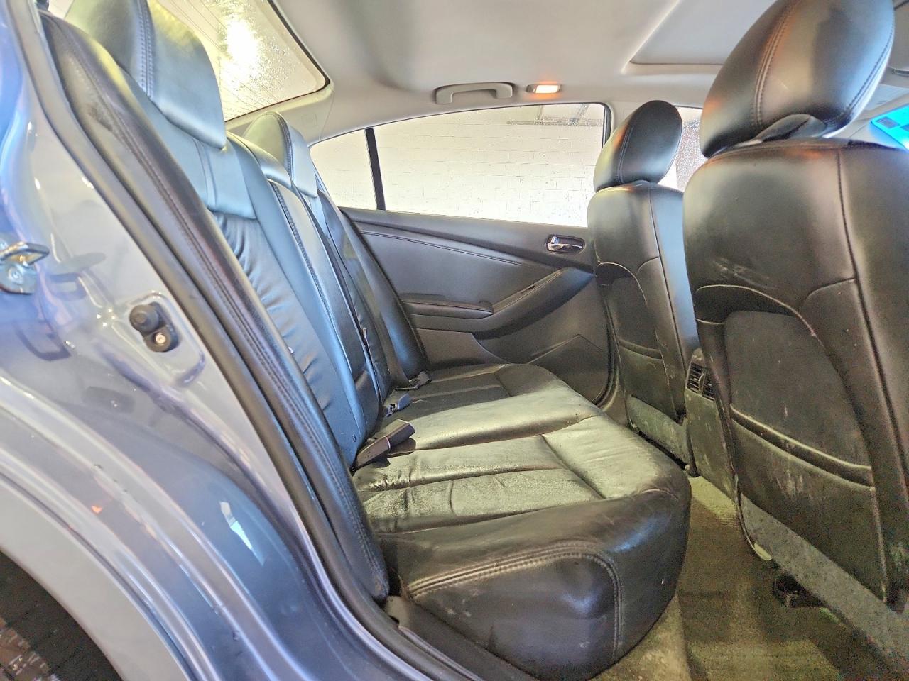 2012 NISSAN ALTIMA