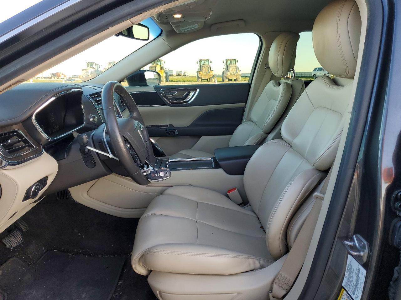 2018 LINCOLN Continental