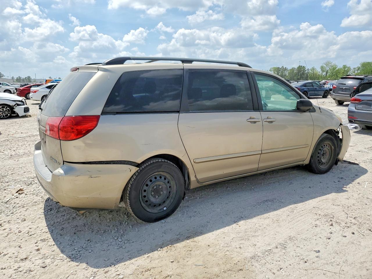 2007 TOYOTA SIENNA