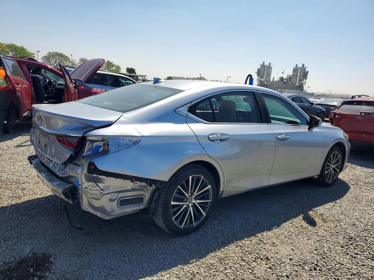 2023 LEXUS ES 300H