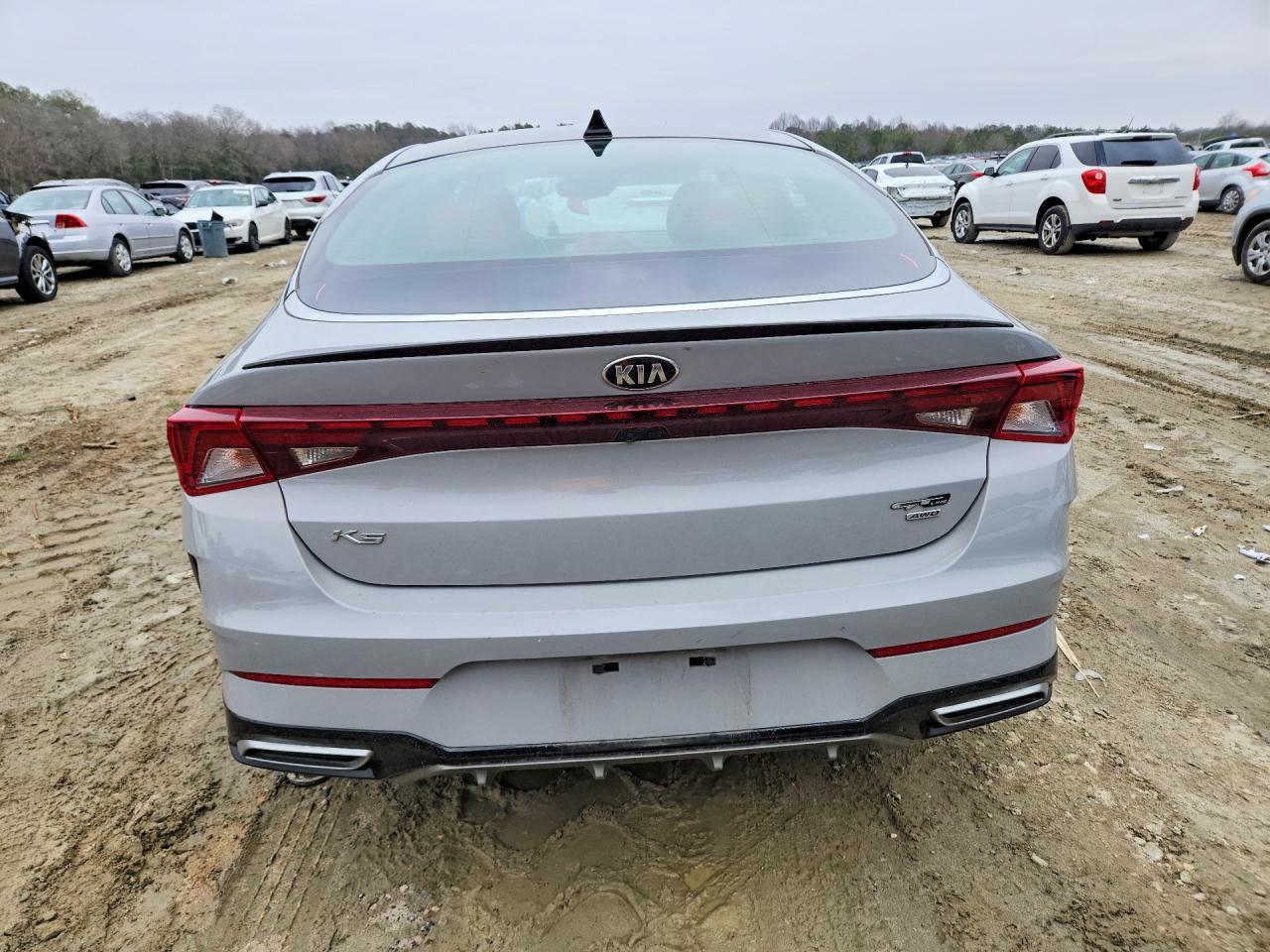 2021 KIA K5