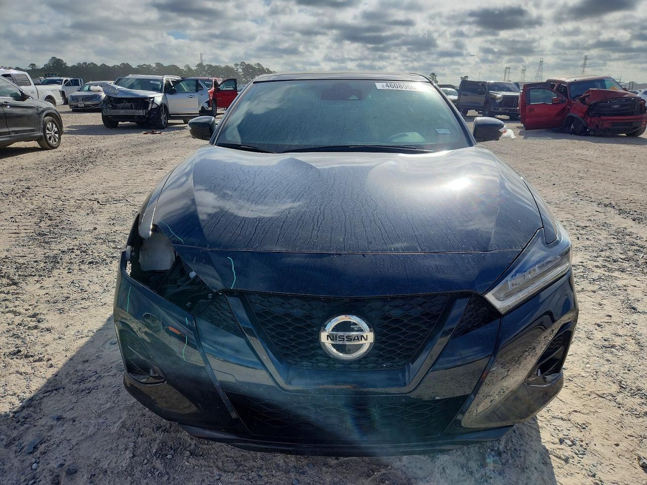 2022 NISSAN Maxima