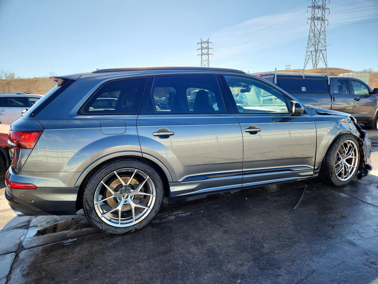 2021 AUDI SQ7