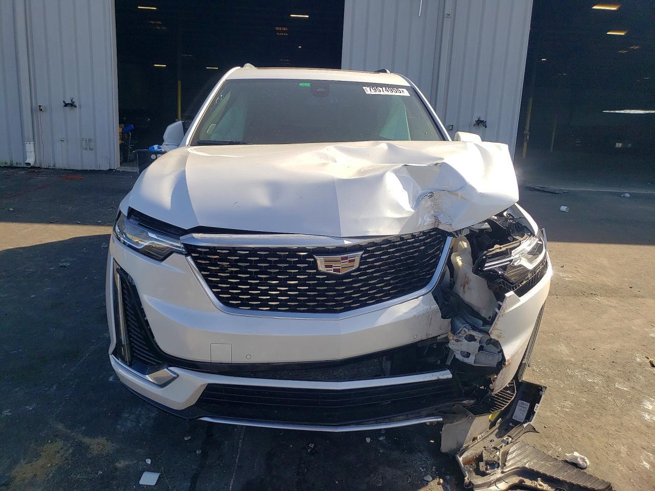 2022 CADILLAC XT6