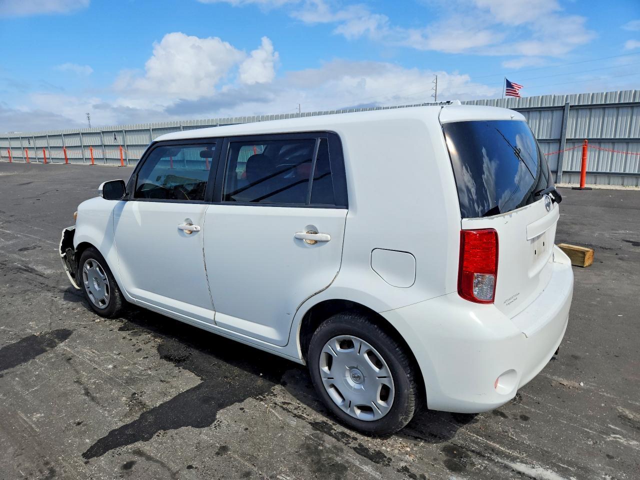2012 SCION xB