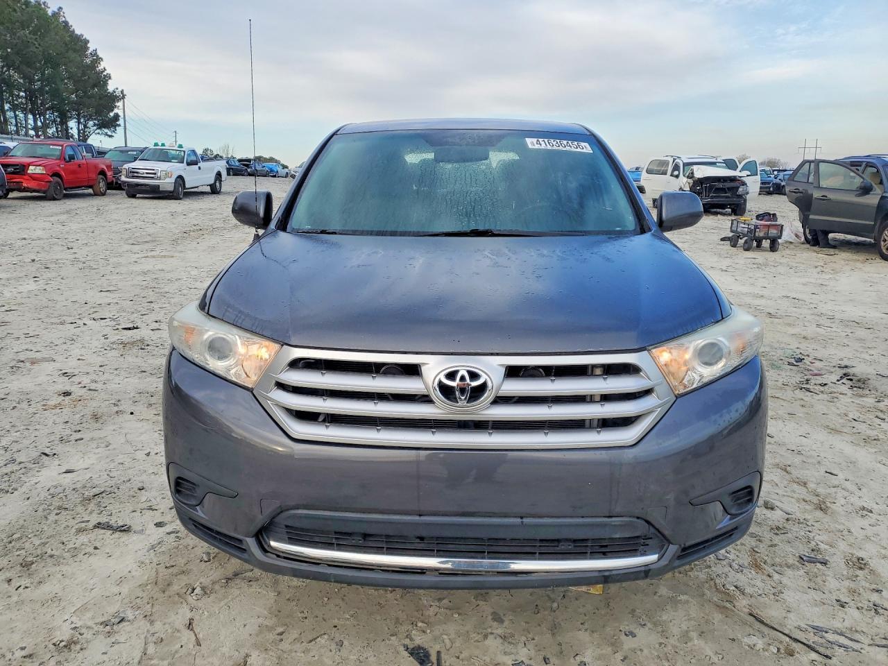 2011 TOYOTA HIGHLANDER
