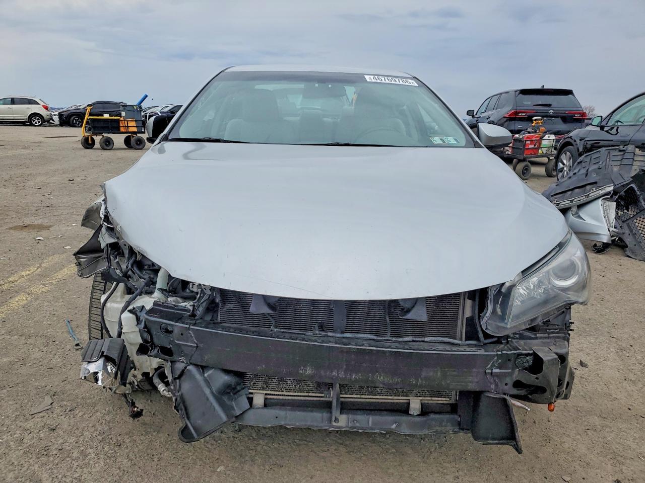 2016 TOYOTA CAMRY