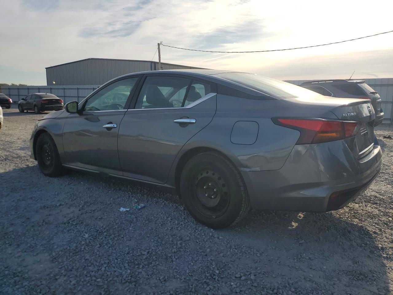 2022 NISSAN ALTIMA