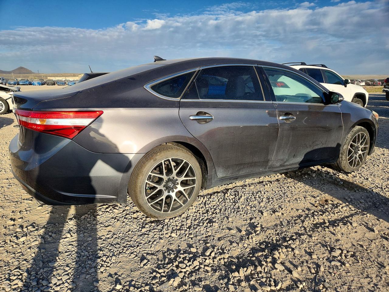 2013 TOYOTA Avalon