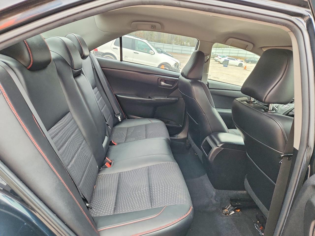 2015 TOYOTA CAMRY