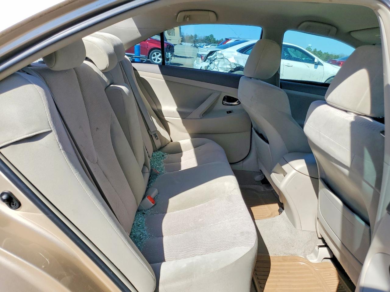 2010 TOYOTA CAMRY