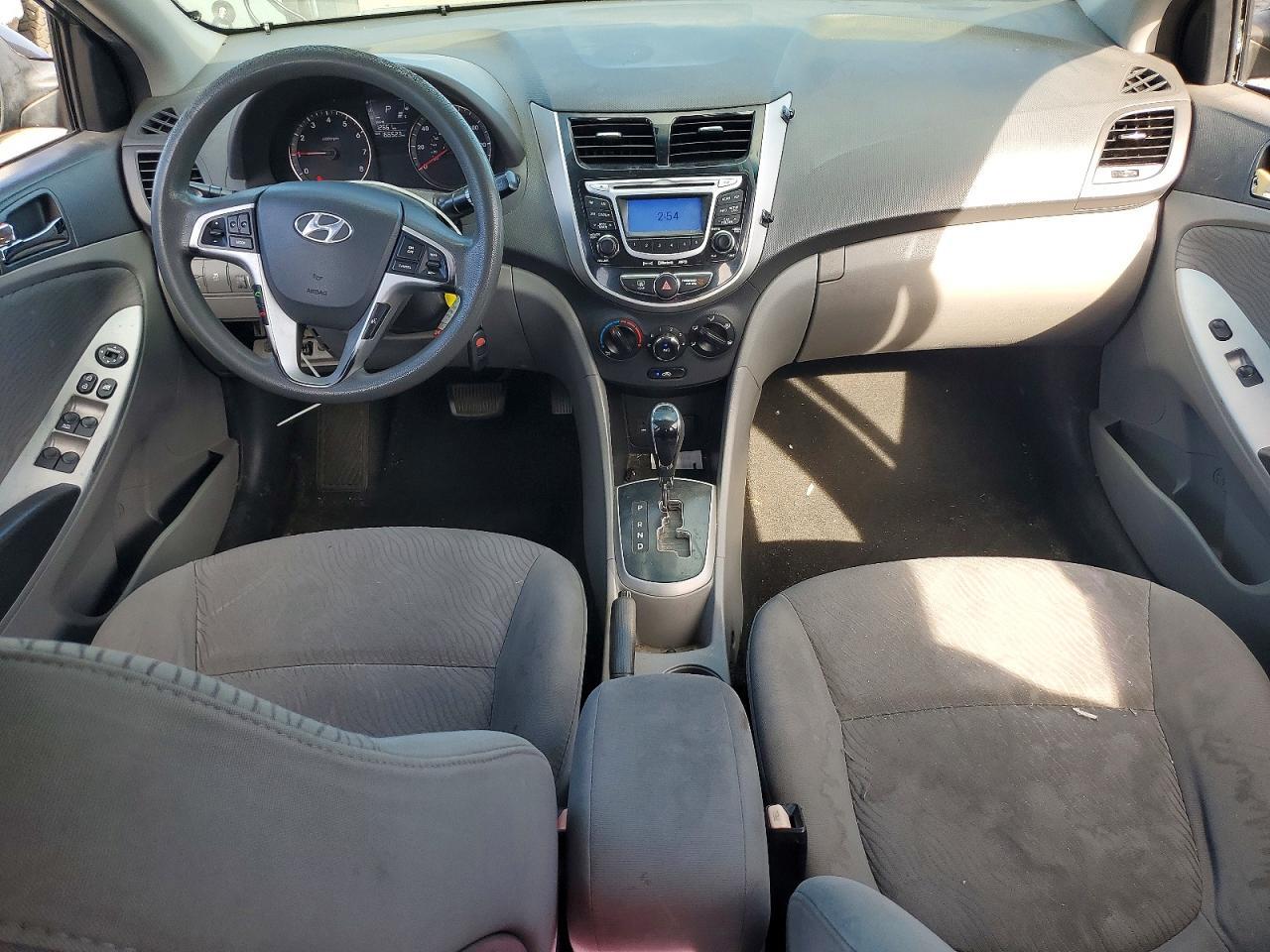 2012 HYUNDAI ACCENT