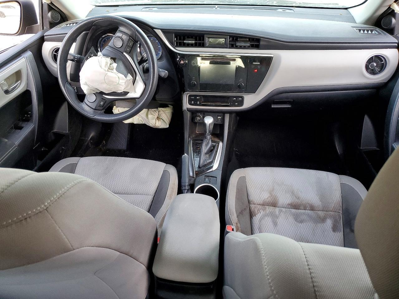 2017 TOYOTA COROLLA