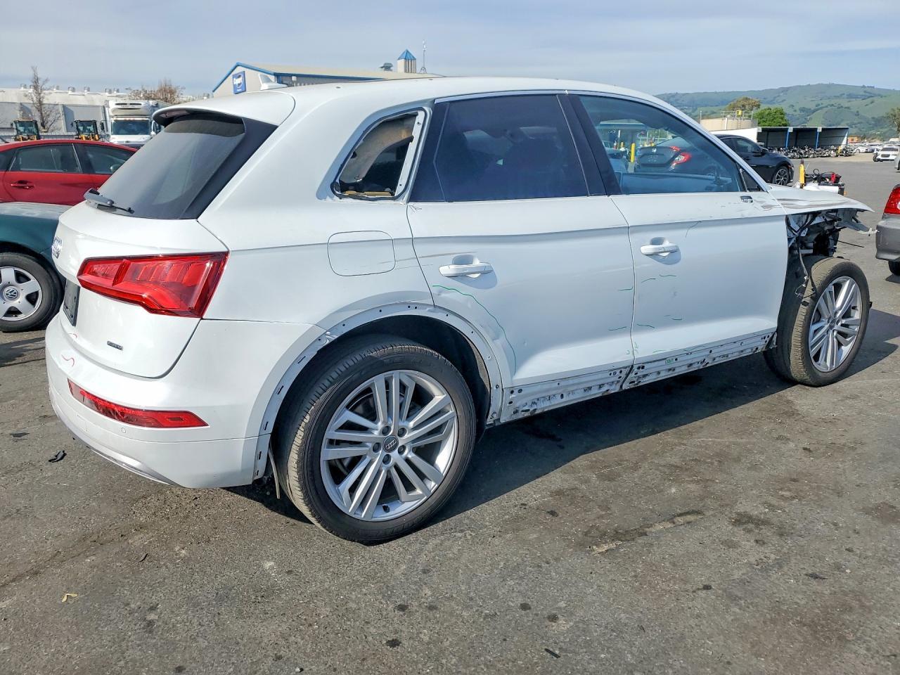 2020 AUDI Q5