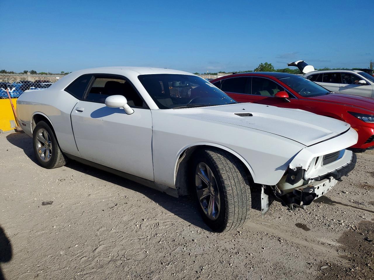 2013 DODGE Challenger