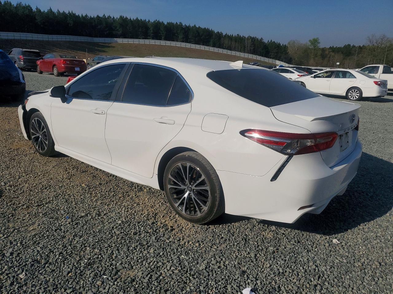 2019 TOYOTA CAMRY