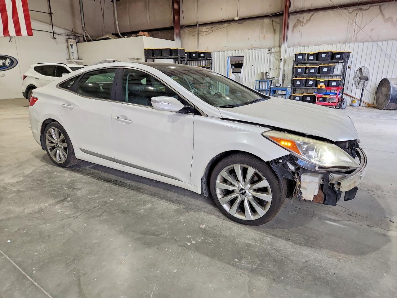 2014 HYUNDAI Azera