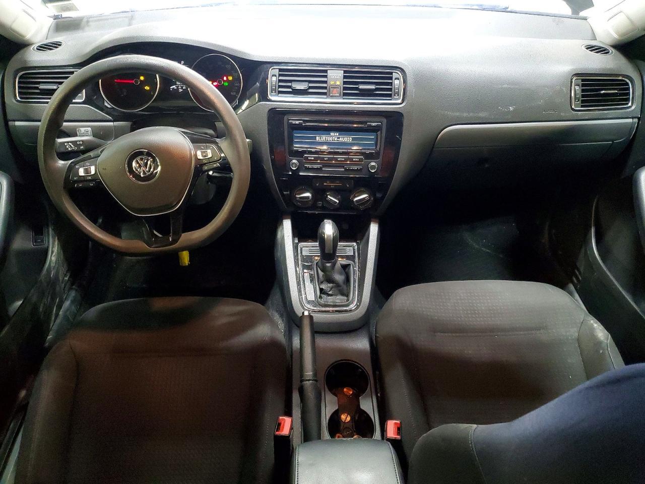 2015 VOLKSWAGEN JETTA