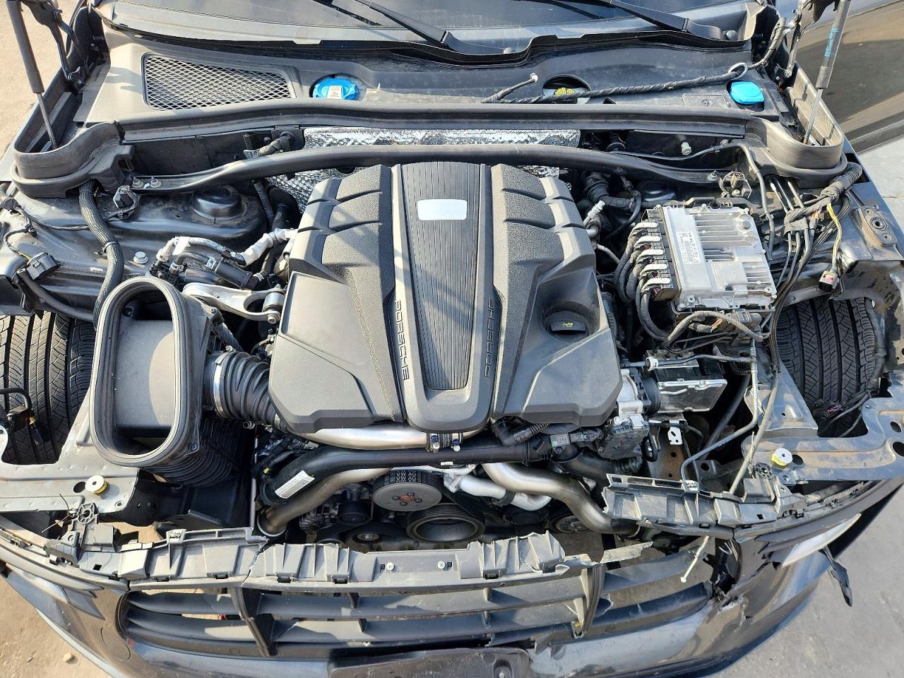 2021 PORSCHE Macan