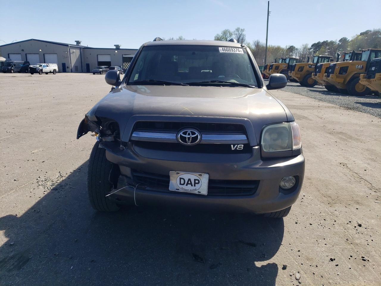 2006 TOYOTA Sequoia