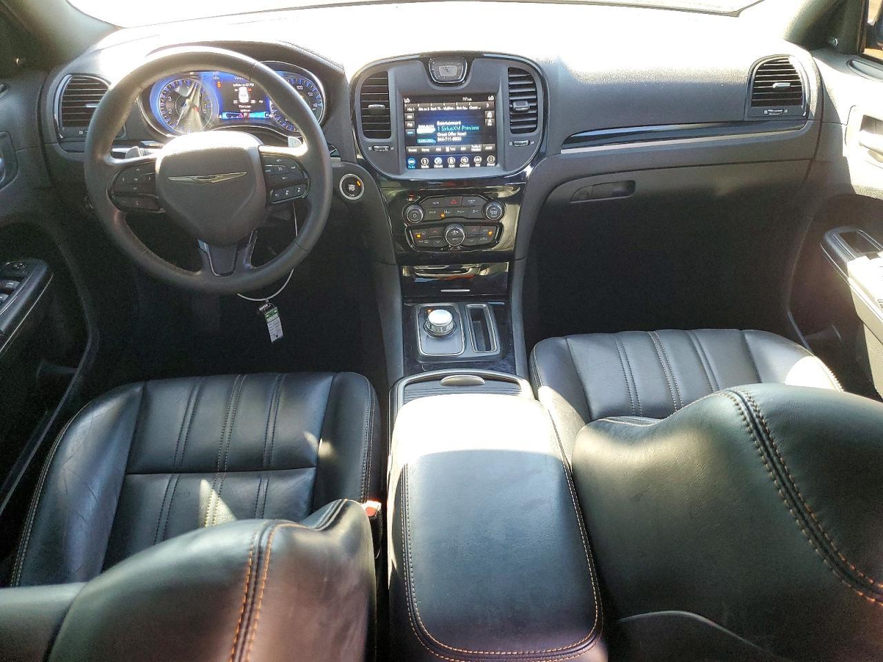 2019 CHRYSLER 300