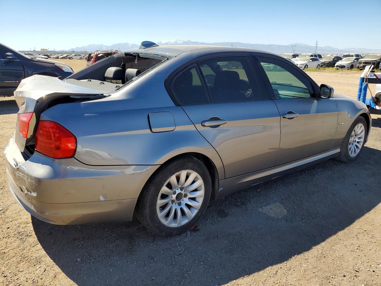 2009 BMW 3 SERIES
