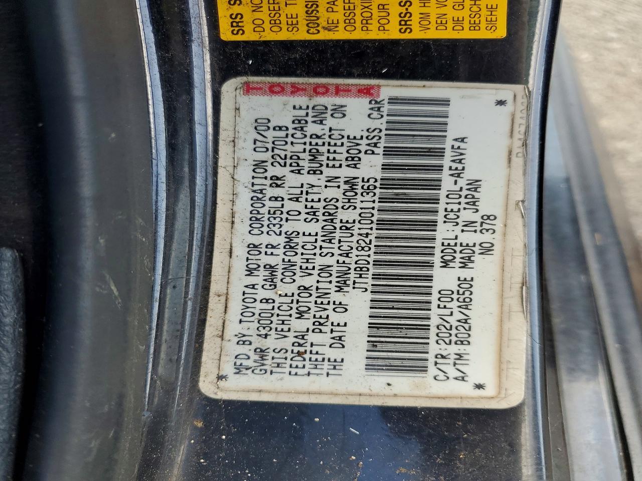 2001 LEXUS IS 300