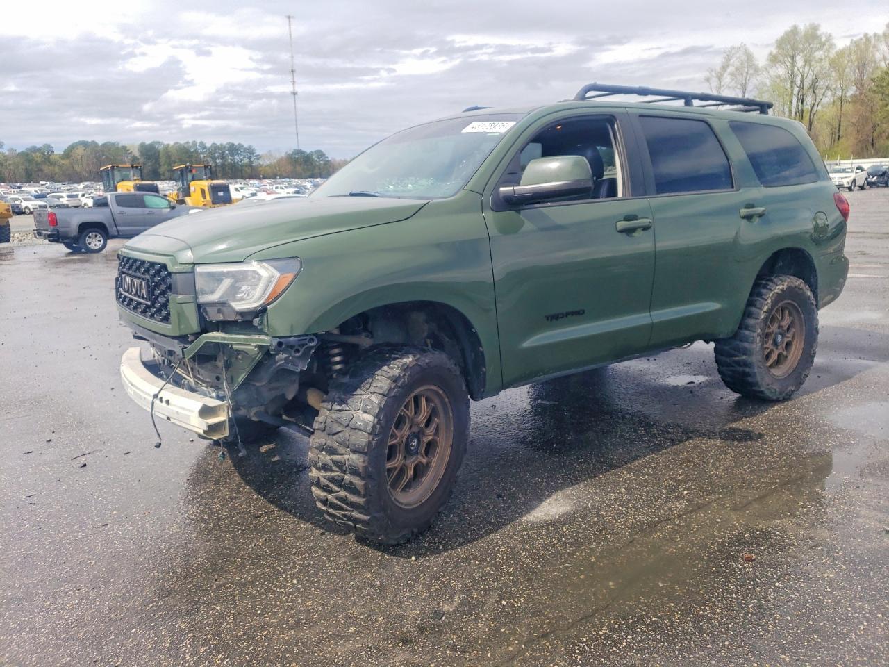 2020 TOYOTA Sequoia