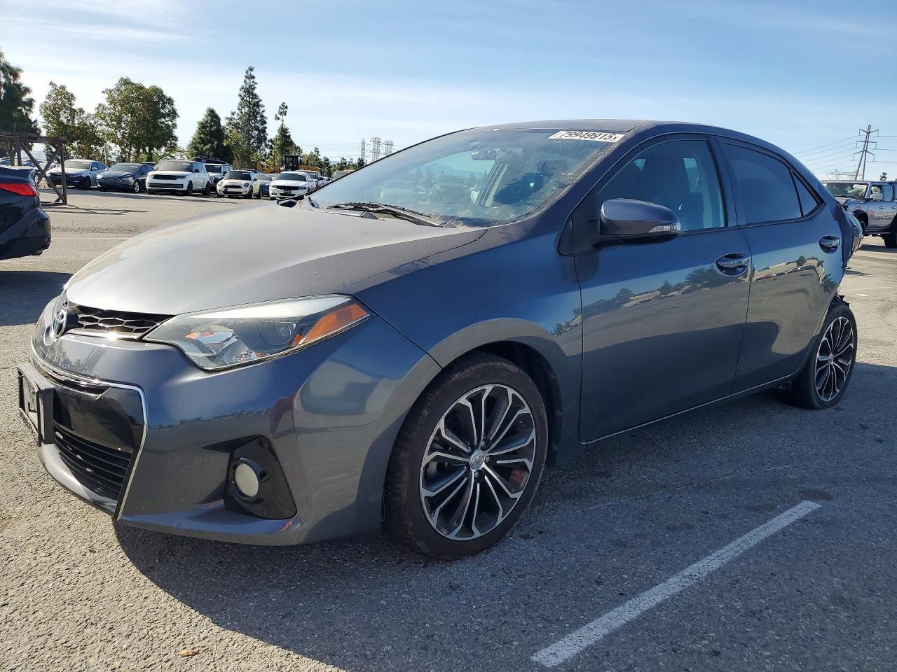 2015 TOYOTA COROLLA