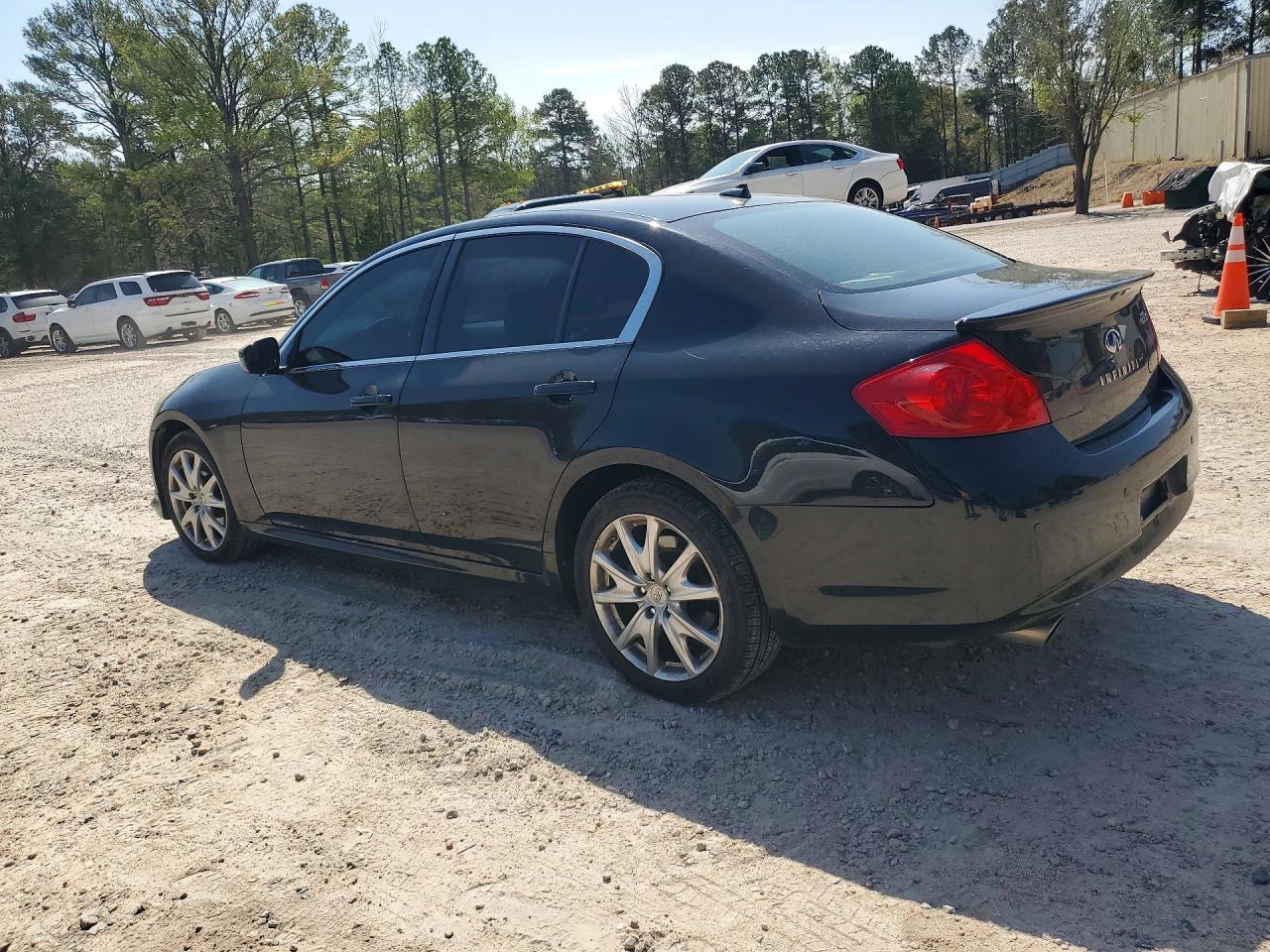 2011 INFINITI G37