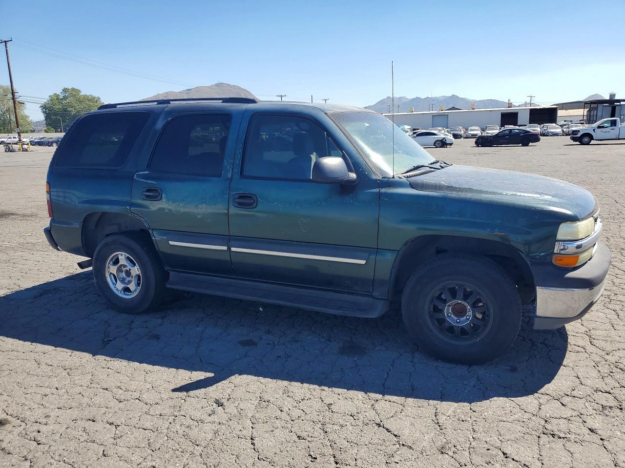 2004 CHEVROLET Tahoe