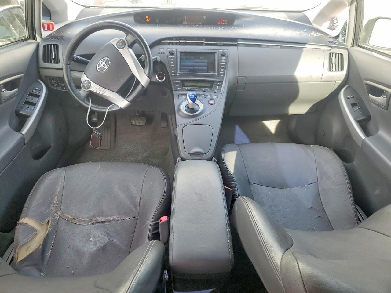 2011 TOYOTA PRIUS