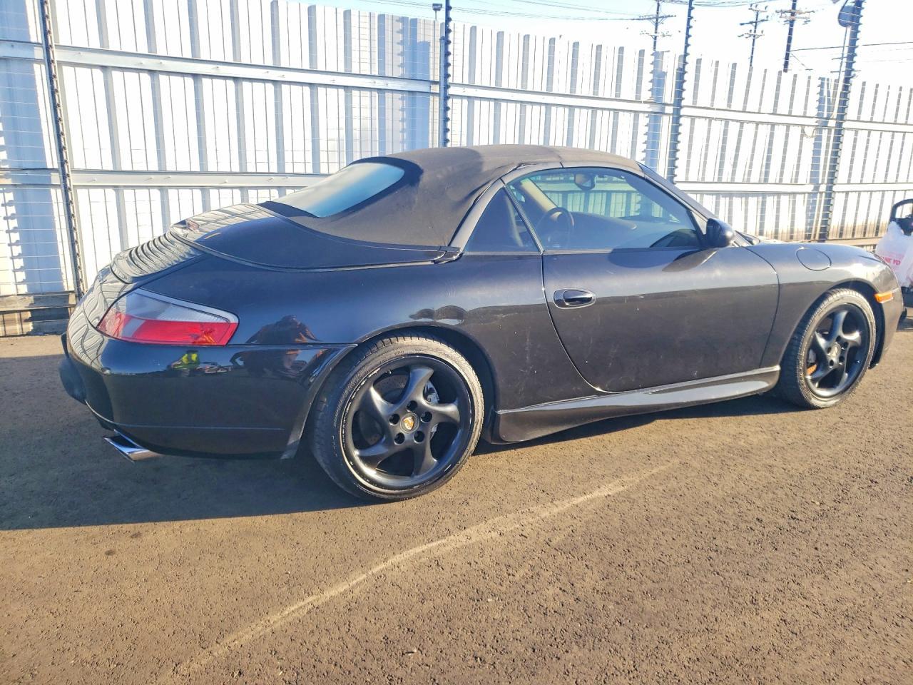 2001 PORSCHE 911